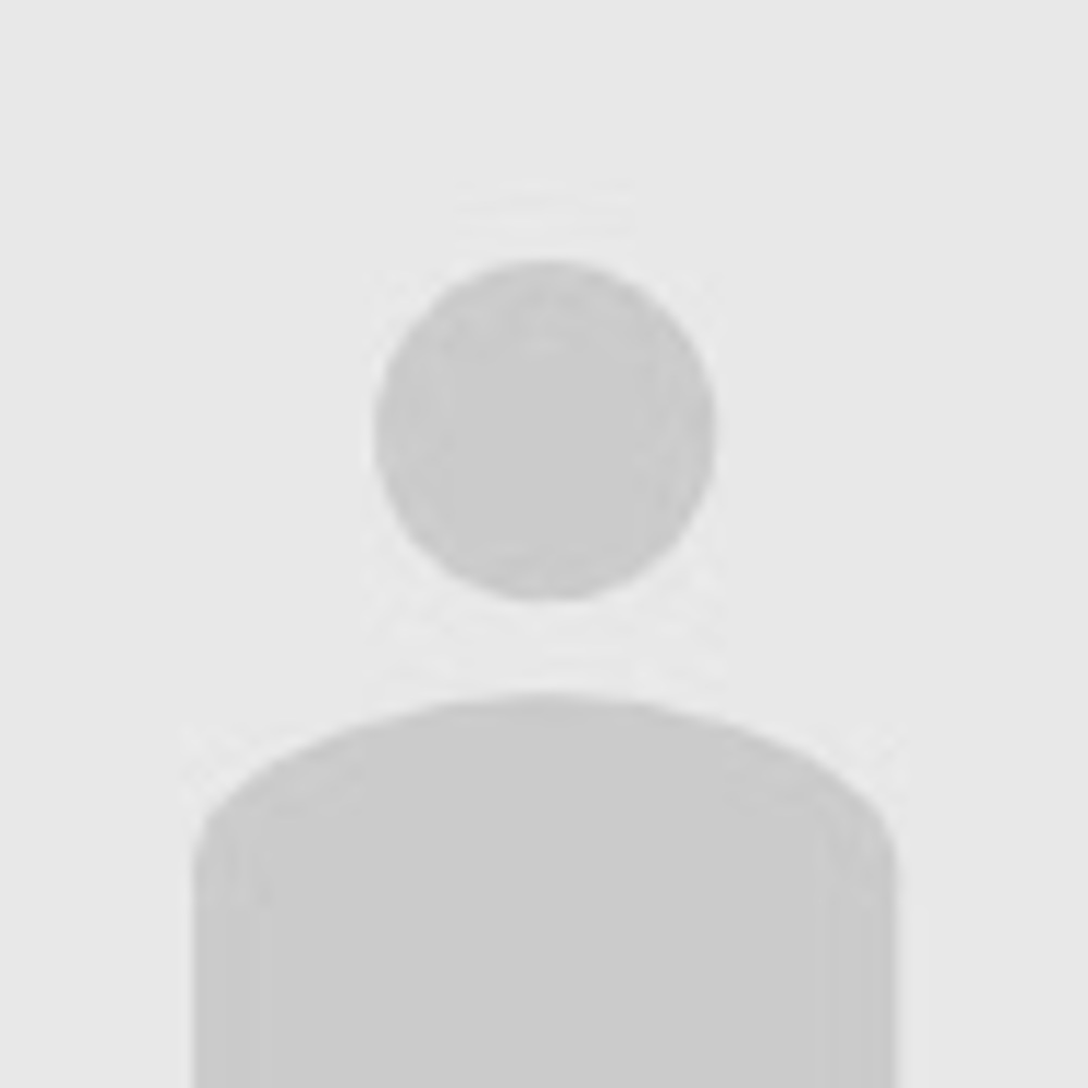 Meet your Posher, Roxana